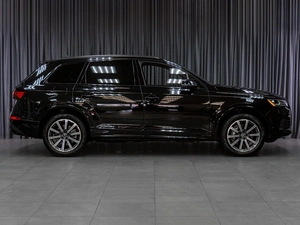 Внедорожник Audi Q7 2021 года, 6439000 рублей, Тюмень
