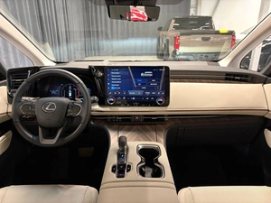 Минивэн Lexus LM 2025 года, 15700000 рублей, Павловская Слобода