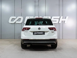 Внедорожник Volkswagen Tiguan 2017 года, 2414000 рублей, Воронеж
