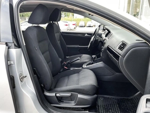 Седан Volkswagen Jetta 2011 года, 859000 рублей, Ставрополь