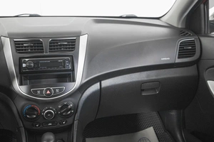Седан Hyundai Solaris 2013 года, 929000 рублей, Кемерово