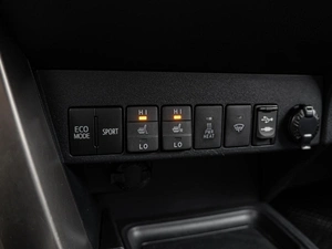 Внедорожник Toyota RAV4 2015 года, 2175000 рублей, Краснодар