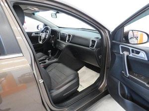 Внедорожник Kia Sportage 2018 года, 1770000 рублей, Калуга