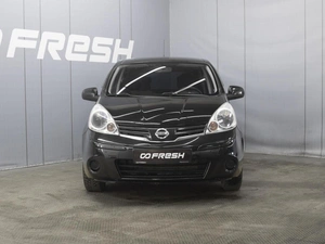 Хетчбэк Nissan Note 2013 года, 890000 рублей, Омск