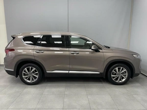 Внедорожник Hyundai Santa Fe 2019 года, 3047200 рублей, Красноярск