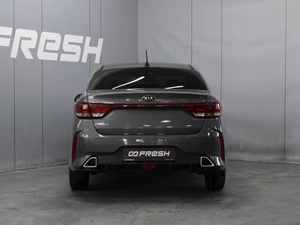 Седан Kia Rio 2021 года, 1802000 рублей, Омск