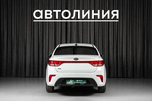 Седан Kia Rio 2018 года, 785000 рублей, Красноярск
