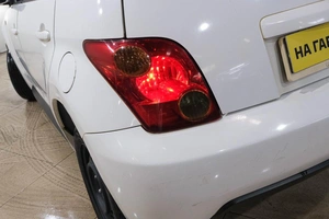 Хетчбэк Toyota Ist 2002 года, 449000 рублей, Новокузнецк