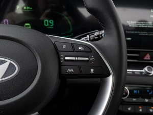 Седан Hyundai Elantra 2024 года, 2530000 рублей, Краснодар