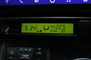 Минивэн Toyota Wish 2011 года, 1048000 рублей, Солонцы