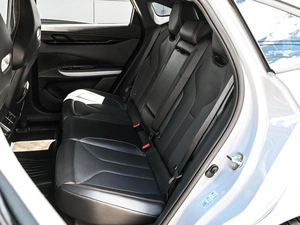 Лифтбек Changan UNI-V 2024 года, 2524000 рублей, Кирилловка