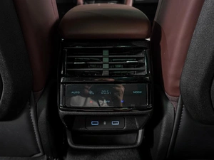 Внедорожник Geely Monjaro 2023 года, 3199000 рублей, Воронеж