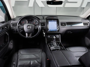 Внедорожник Volkswagen Touareg 2016 года, 2580000 рублей, Тюмень