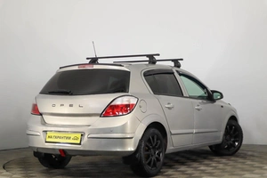 Хетчбэк Opel Astra 2006 года, 519000 рублей, Пермь