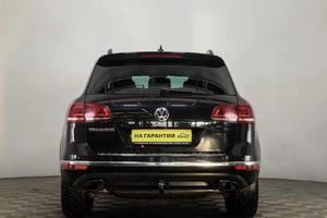 Внедорожник Volkswagen Touareg 2017 года, 3449000 рублей, Пермь