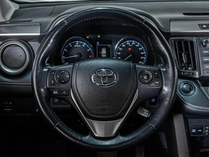 Внедорожник Toyota RAV4 2019 года, 3464000 рублей, Ставрополь