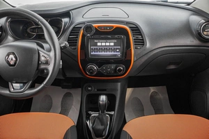 Внедорожник Renault Kaptur 2018 года, 1559000 рублей, Барнаул