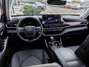 Внедорожник Toyota Highlander 2025 года, 5690000 рублей, Краснодар