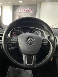 Внедорожник Volkswagen Touareg 2011 года, 1997000 рублей, Солонцы