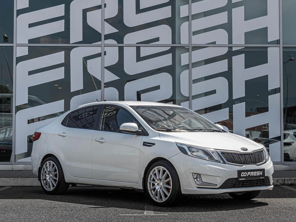 Седан Kia Rio 2012 года, 836000 рублей, Краснодар