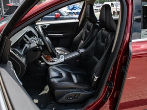 Внедорожник Volvo XC60 2010 года, 1220000 рублей, Краснодар