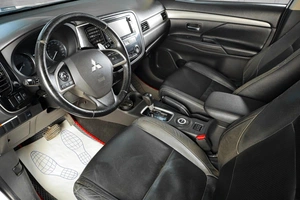 Внедорожник Mitsubishi Outlander 2012 года, 1519000 рублей, Тюмень
