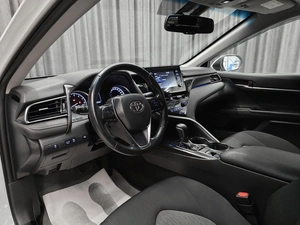 Седан Toyota Camry 2021 года, 2759000 рублей, Красноярск