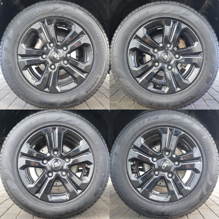 Фото