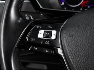 Внедорожник Volkswagen Tiguan 2018 года, 2948000 рублей, Воронеж