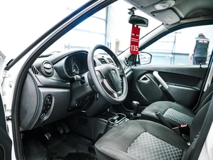 Хетчбэк ВАЗ (LADA) Granta 2019 года, 645000 рублей, Красноярск