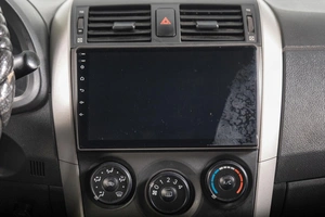 Седан Toyota Corolla 2008 года, 699000 рублей, Томск