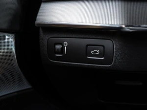 Внедорожник Volvo XC90 2015 года, 3099000 рублей, Волгоград