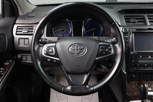 Седан Toyota Camry 2017 года, 2249000 рублей, Оренбург