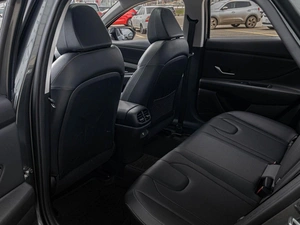 Седан Hyundai Elantra 2023 года, 2335000 рублей, Краснодар