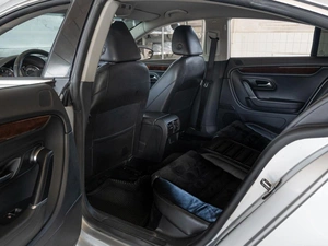 Седан Volkswagen Passat CC 2011 года, 1020000 рублей, Краснодар