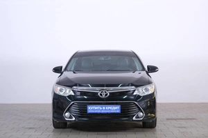 Седан Toyota Camry 2016 года, 2339000 рублей, Омск
