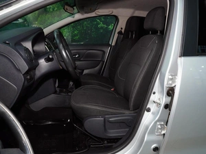Хетчбэк Renault Sandero 2015 года, 698000 рублей, Тверь