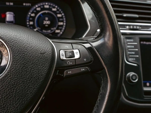 Внедорожник Volkswagen Tiguan 2017 года, 2698000 рублей, Краснодар