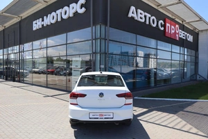Седан Volkswagen Polo 2022 года, 1570000 рублей, Мирное