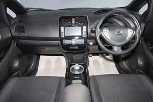 Хетчбэк Nissan Leaf 2016 года, 999000 рублей, Новосибирск