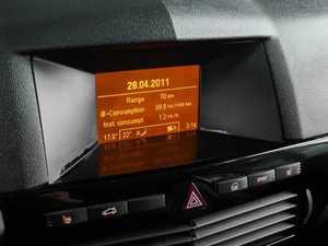 Седан Opel Astra 2011 года, 739000 рублей, Воронеж