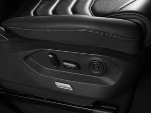 Внедорожник Volkswagen Touareg 2019 года, 7999000 рублей, Воронеж