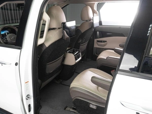 Минивэн Kia Carnival 2020 года, 4269000 рублей, Тюмень