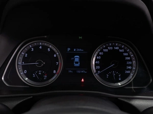 Седан Hyundai Sonata 2020 года, 2274000 рублей, Тюмень