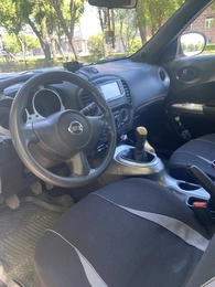 Внедорожник Nissan Juke 2011 года, 999999 рублей, Красноярск