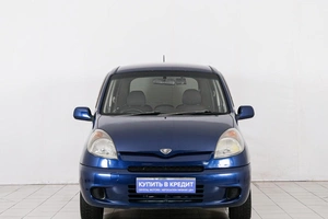 Минивэн Toyota Funcargo 2003 года, 559000 рублей, Красноярск