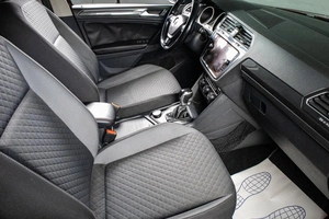 Внедорожник Volkswagen Tiguan 2017 года, 2399000 рублей, Сургут