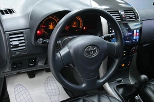 Седан Toyota Corolla 2007 года, 658000 рублей, Солонцы