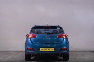 Хетчбэк Kia Ceed 2013 года, 869000 рублей, Томск