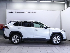 Внедорожник Toyota RAV4 2021 года, 3630000 рублей, Красноярск